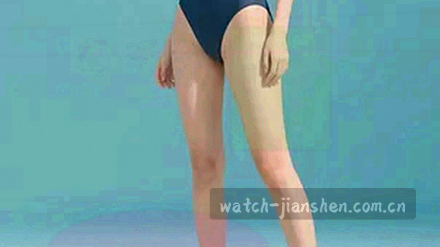《健身房的那盏灯》深夜器械区亮灯场景剧照